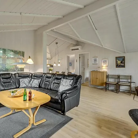 Cozy In With Kitchen Ferienhaus