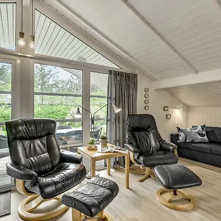 Ferienhaus Cozy In With Kitchen